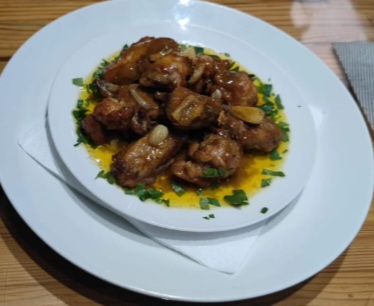 Frango à Passarinho
