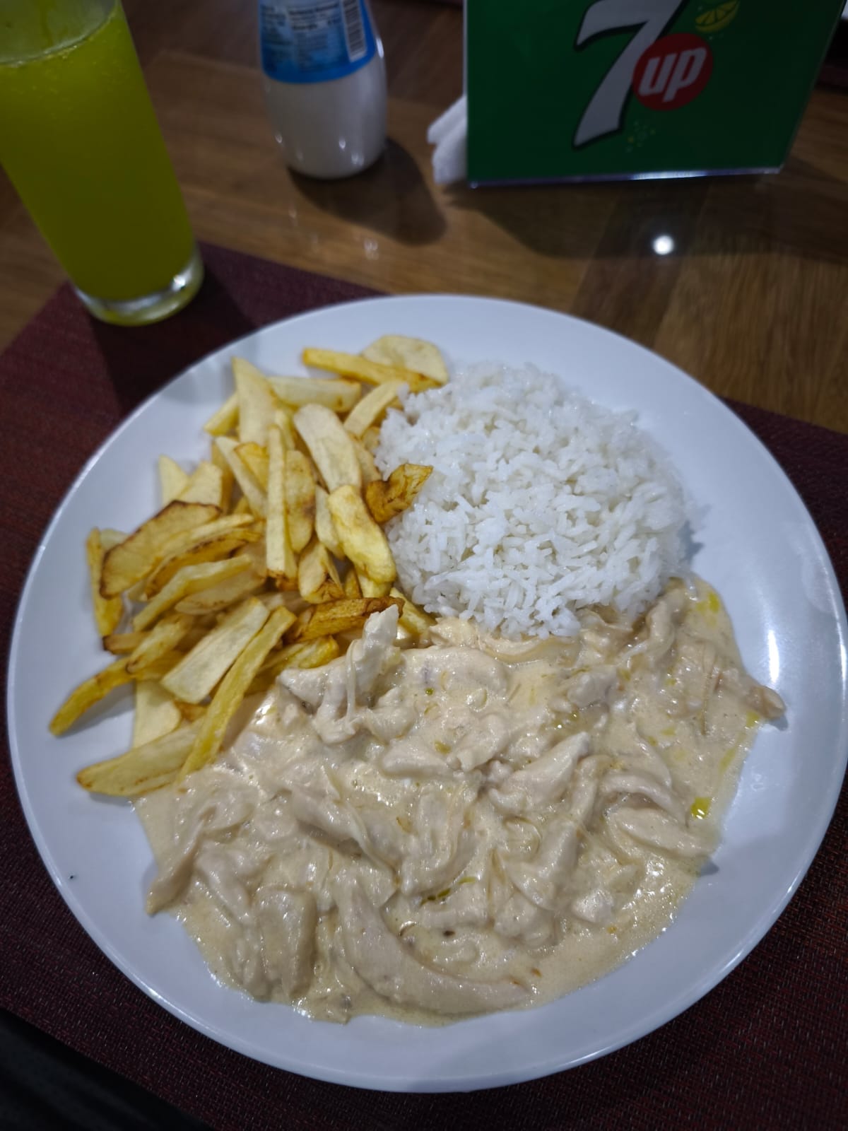Strogonoff  de frango